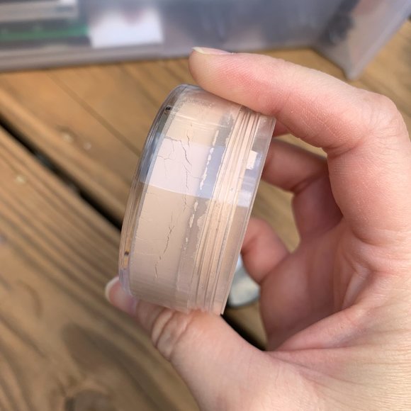 OSP Cosmetics Mineral Foundation Loose Powder in Mineral Matte - Picture 3 of 4